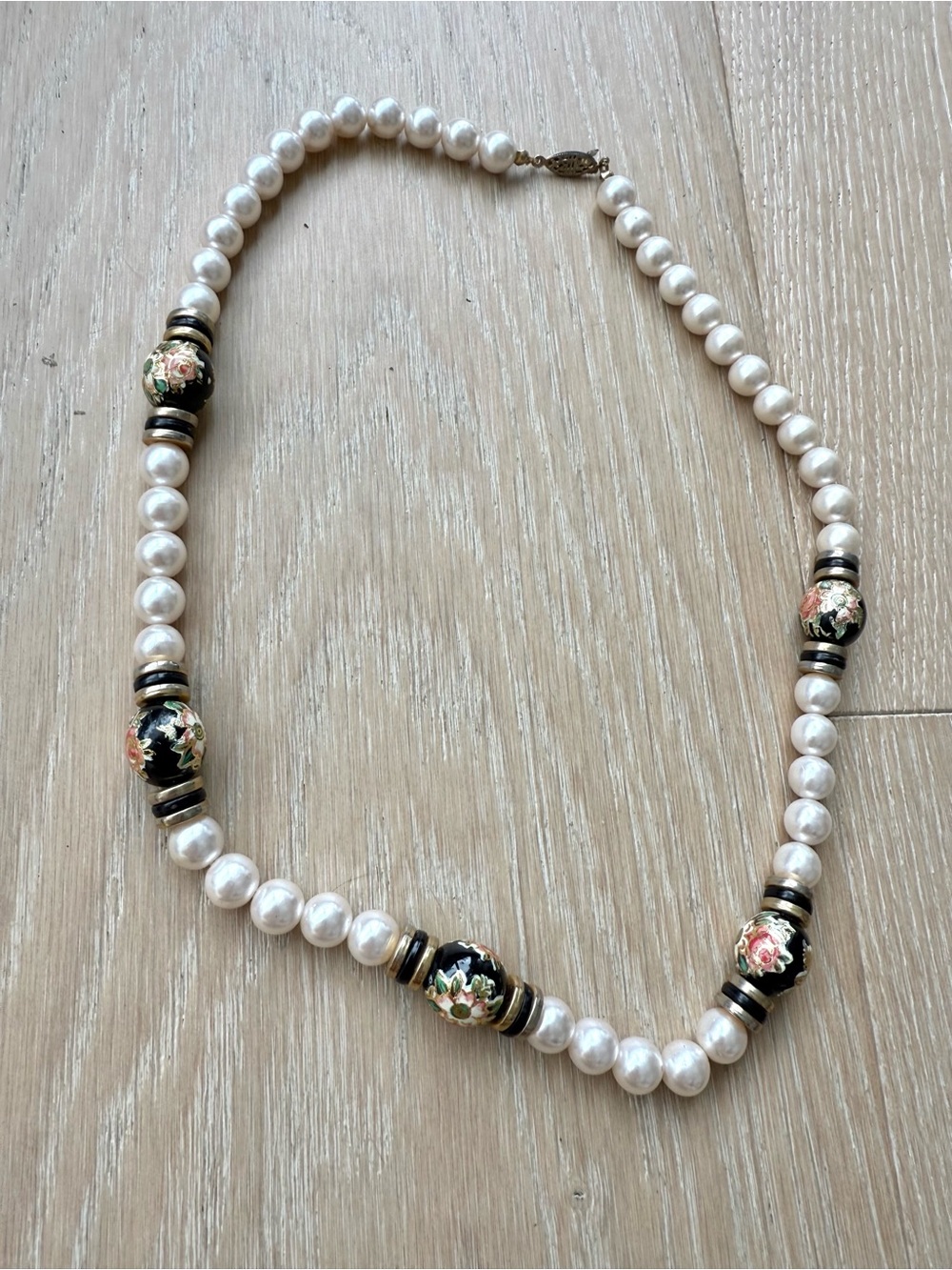 Vintage Faux Pearl & Cloisonne Enamel Hand Painted Beaded Necklace